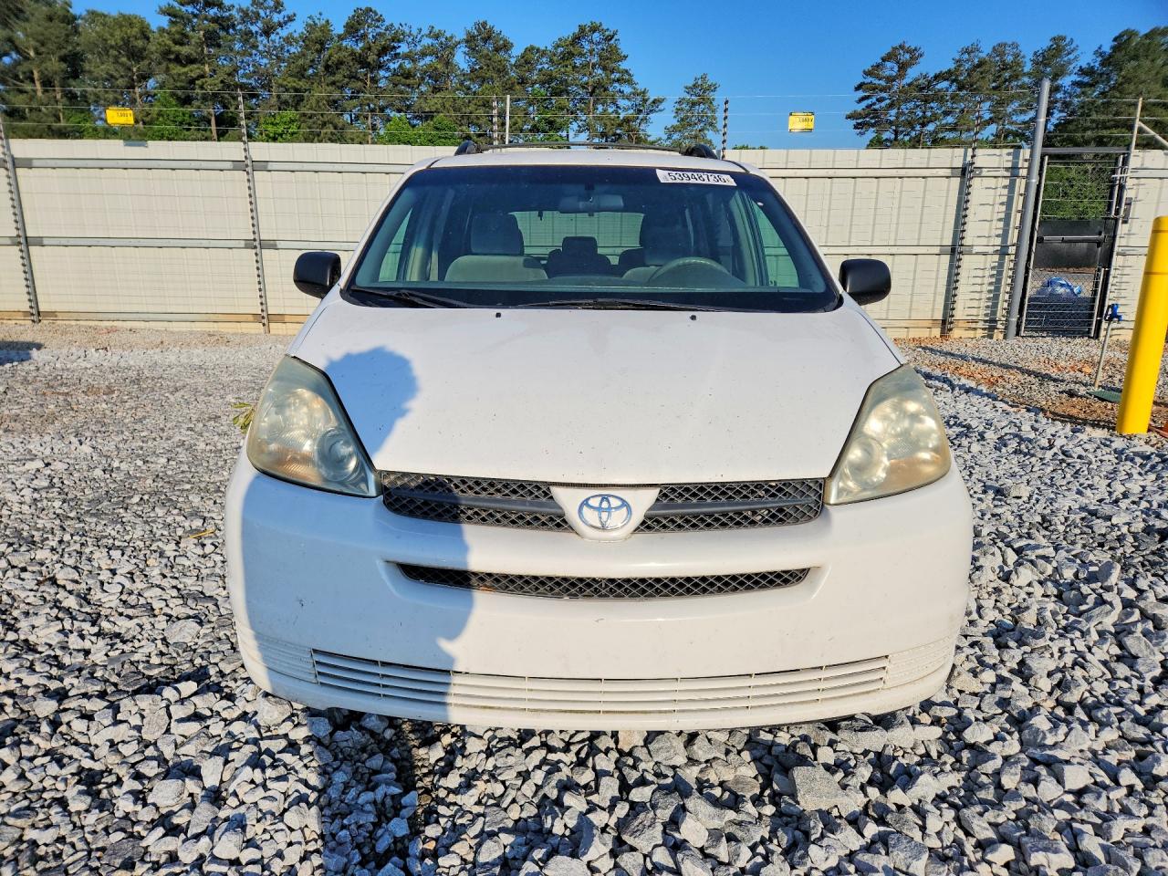 Toyota Sienna Le 8 Passenger