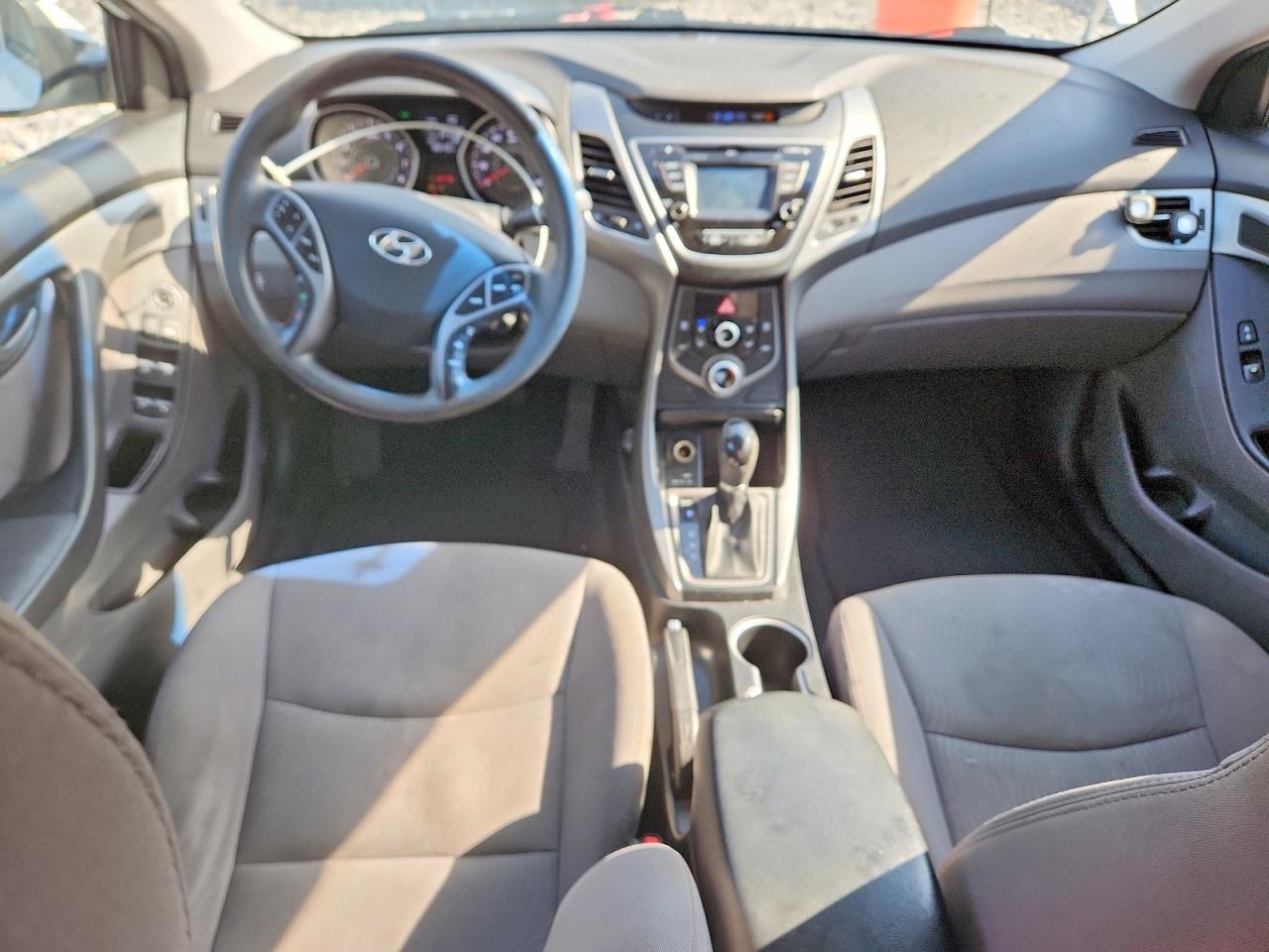 Hyundai ELANTRA Se