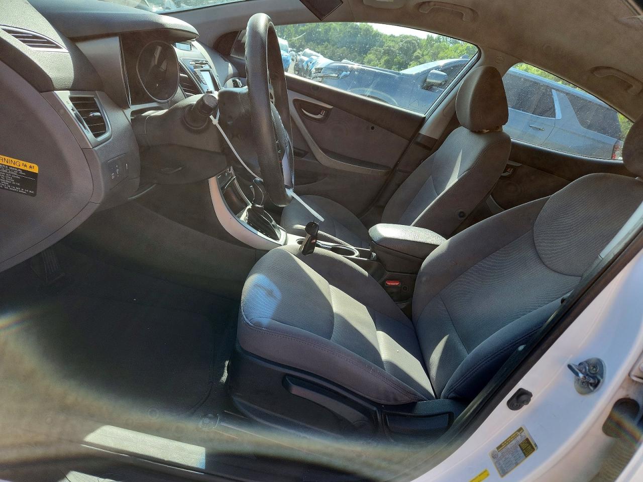 Hyundai ELANTRA Se