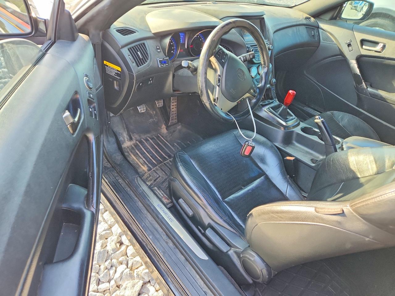 Hyundai Genesis 3.8l