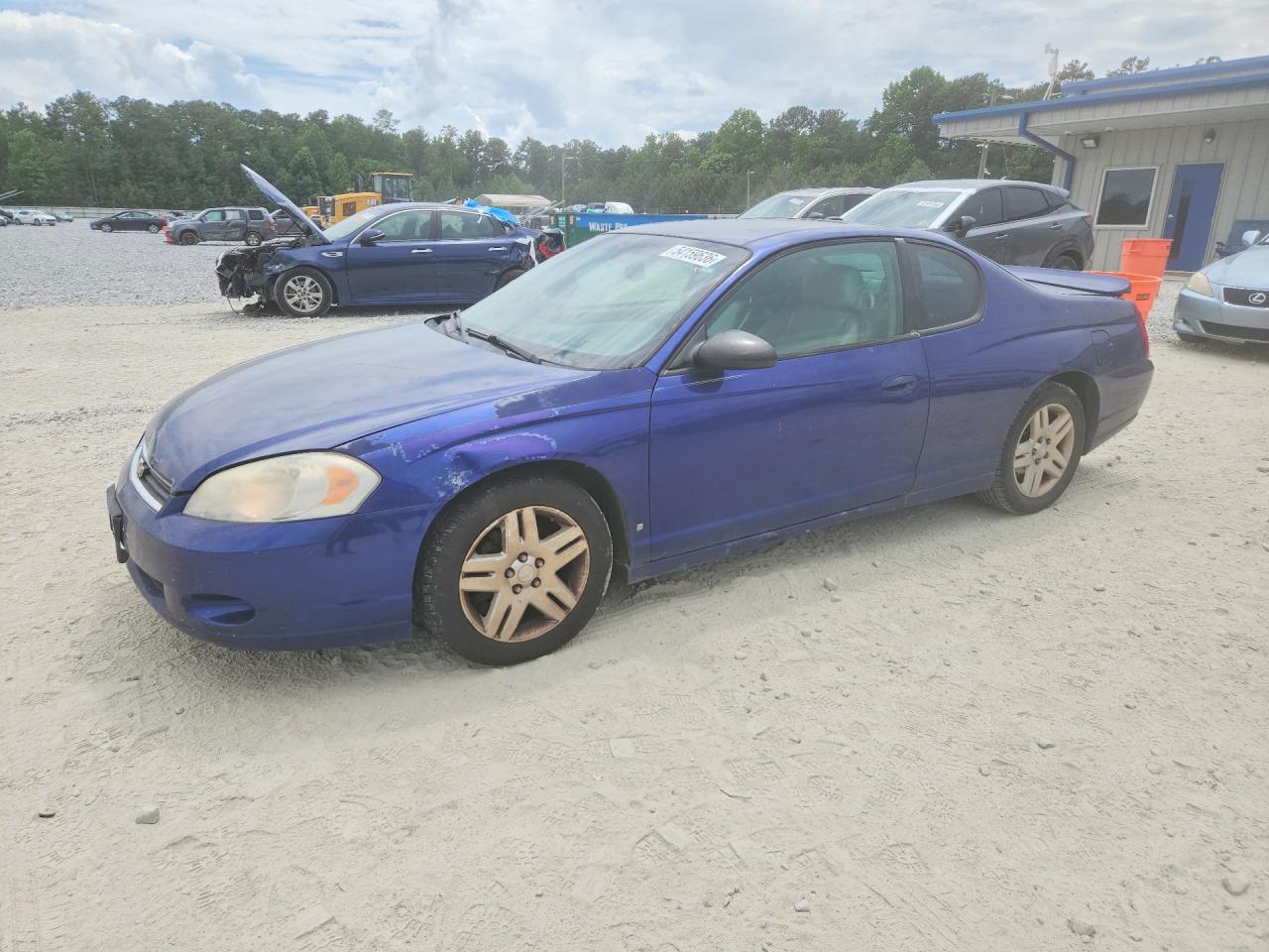 Salvage Chevrolet Monte Carlo Image