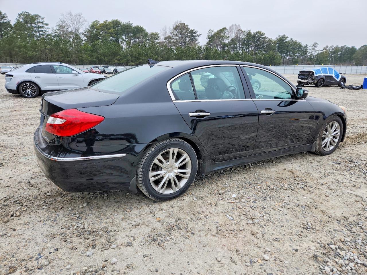 Hyundai Genesis 3.8l