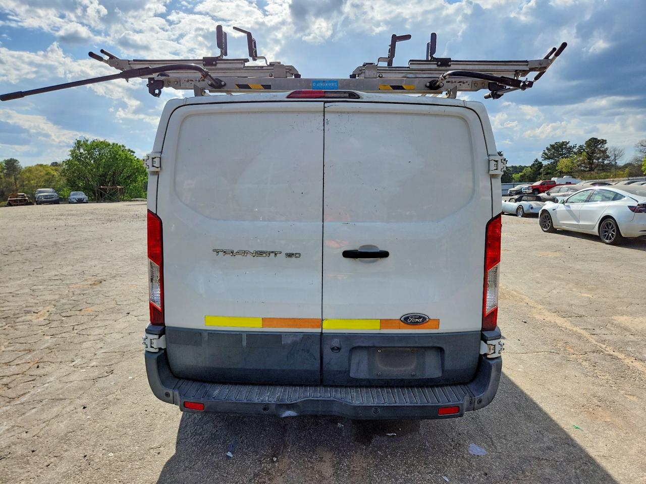 Ford Transit T-150