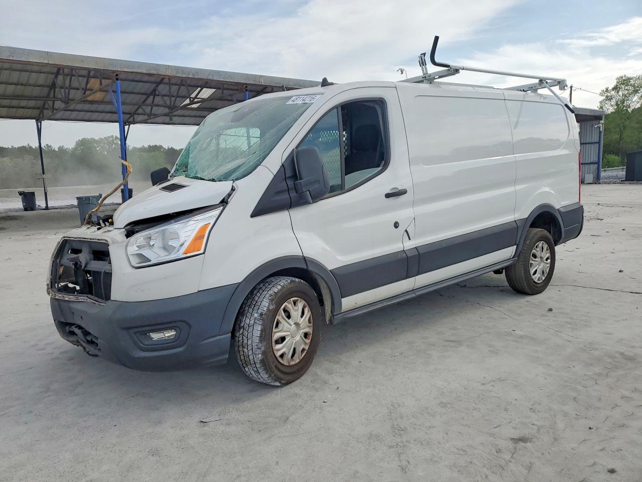 Salvage Ford Transit Image