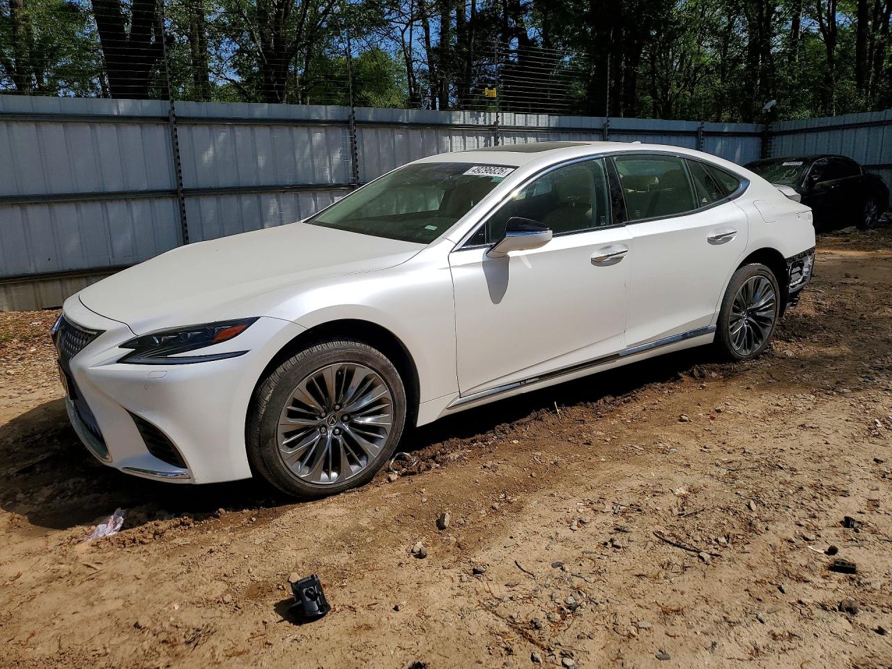 Salvage Lexus LS Image