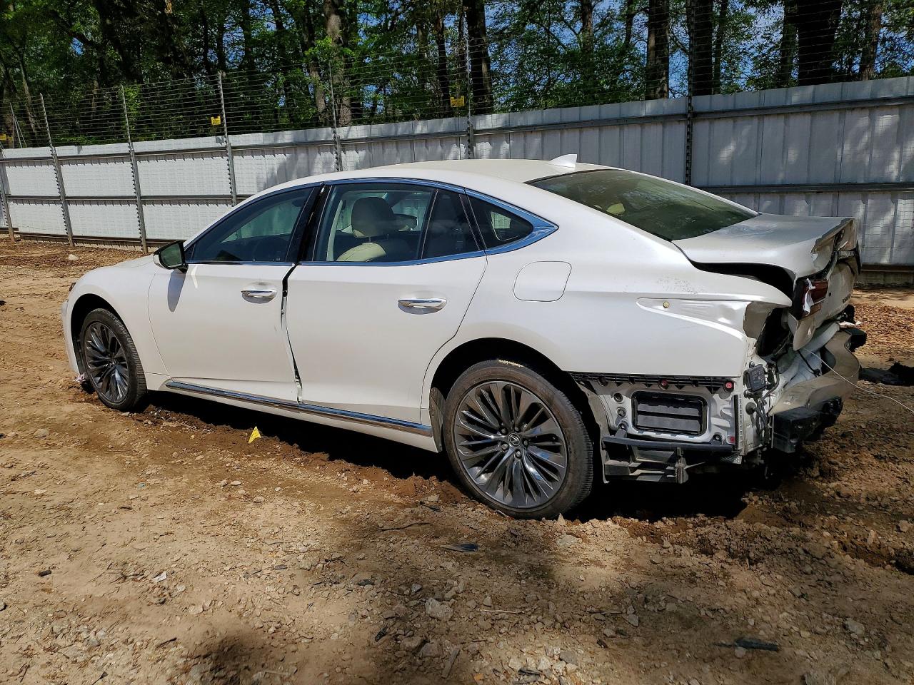 Lexus LS Base