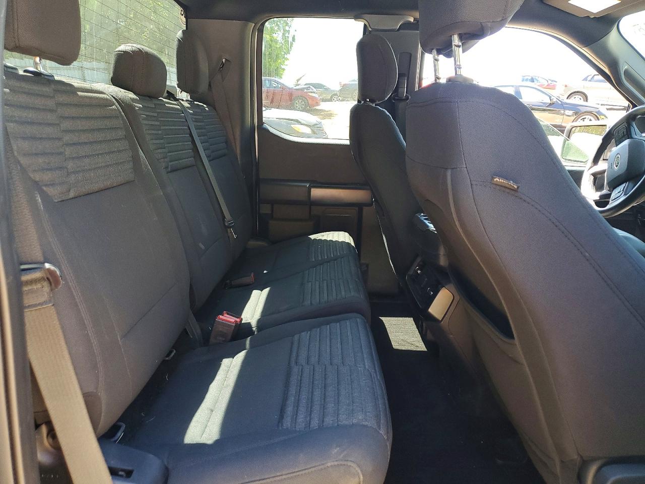 Ford F-150 Super Cab