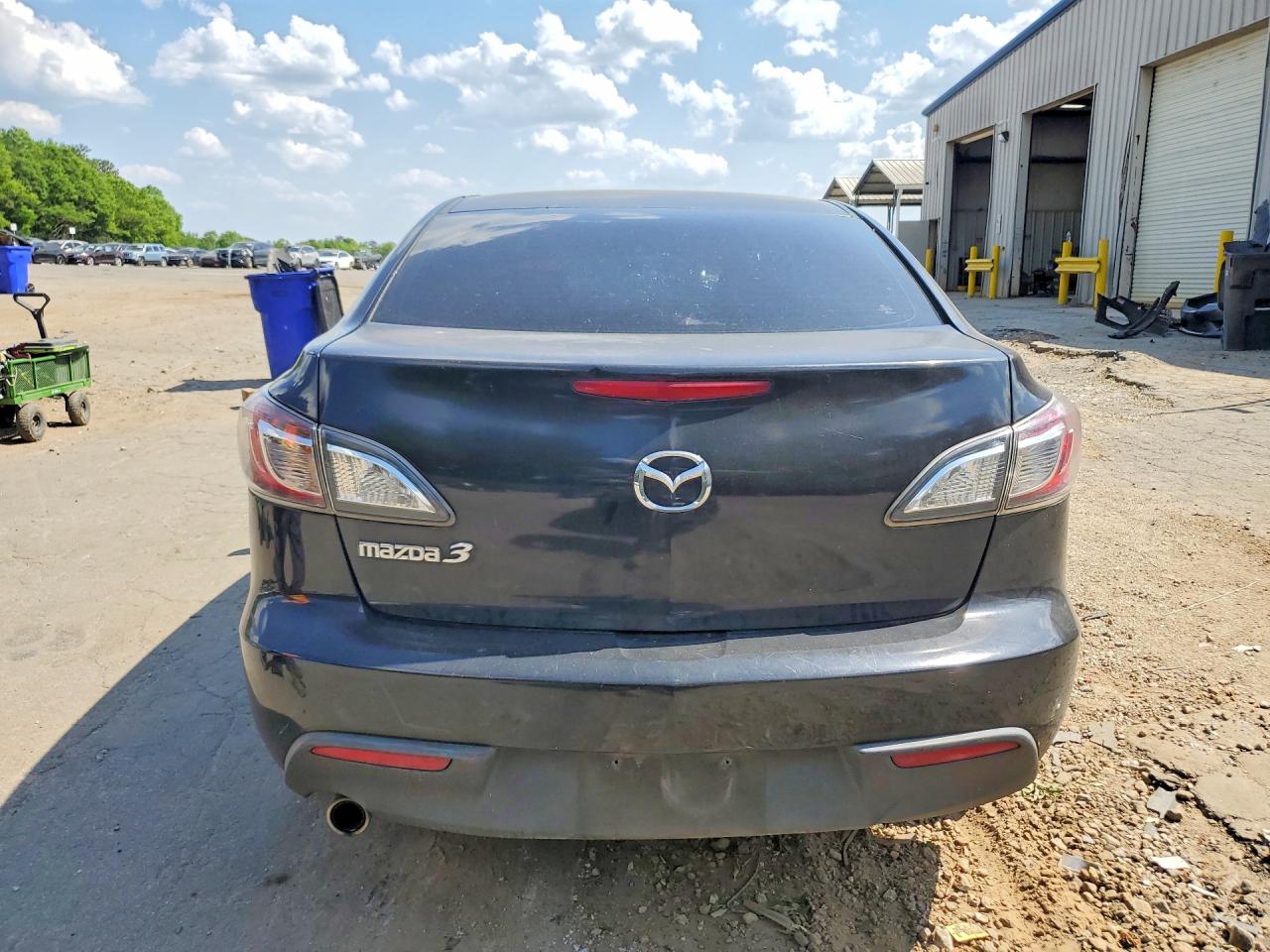 Mazda 3 I