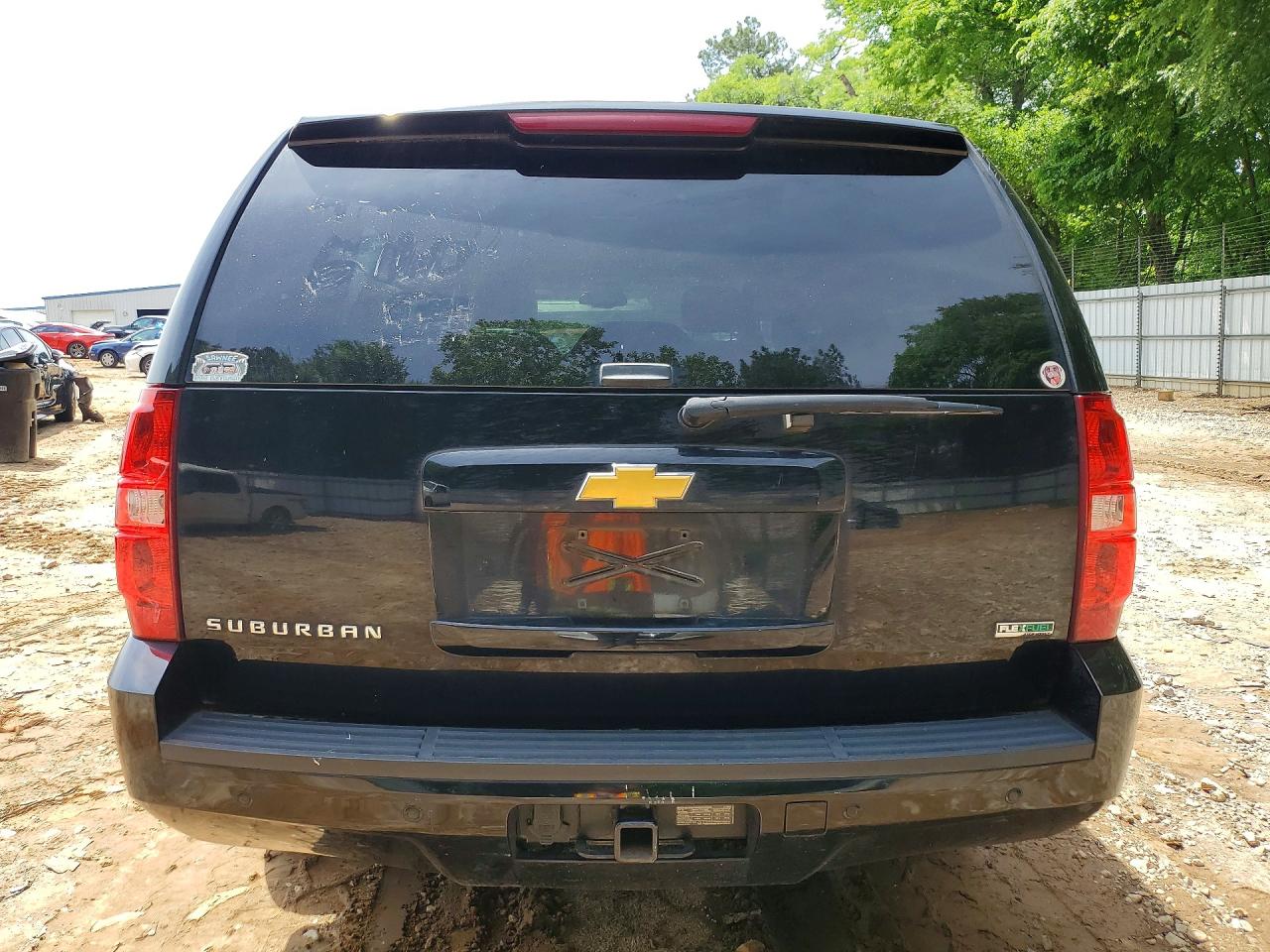 Chevrolet Suburban C1500 Lt