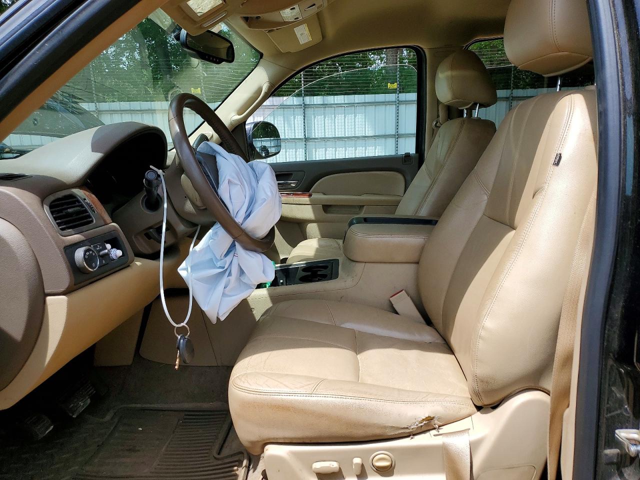 Chevrolet Suburban C1500 Lt