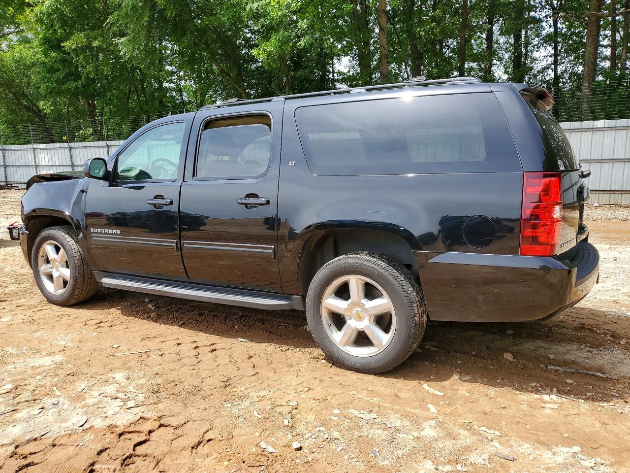 Chevrolet Suburban C1500 Lt