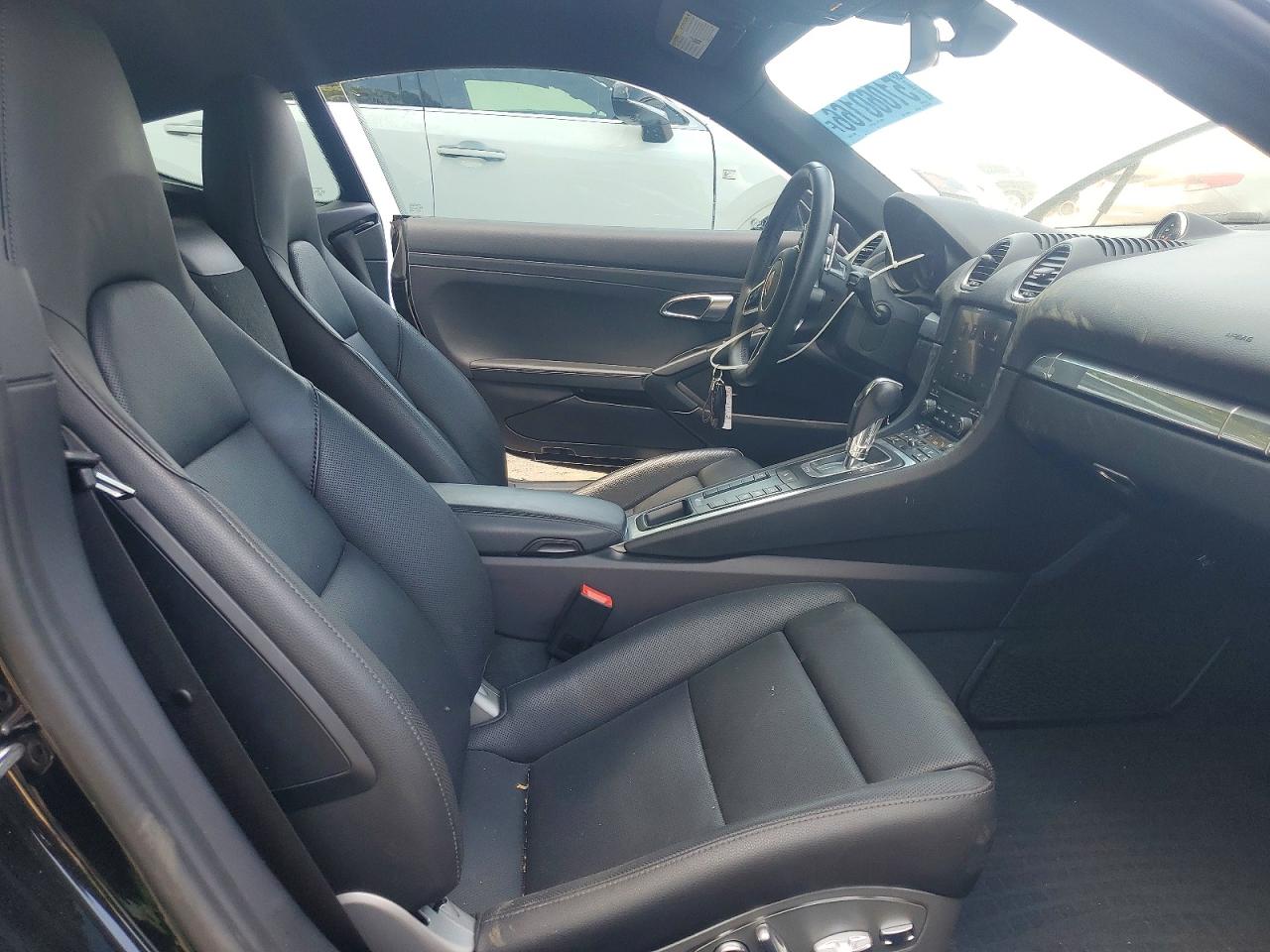 Porsche Cayman S