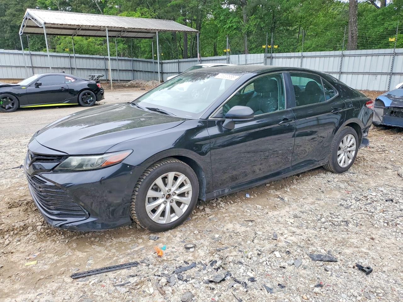 Salvage Toyota Camry Image