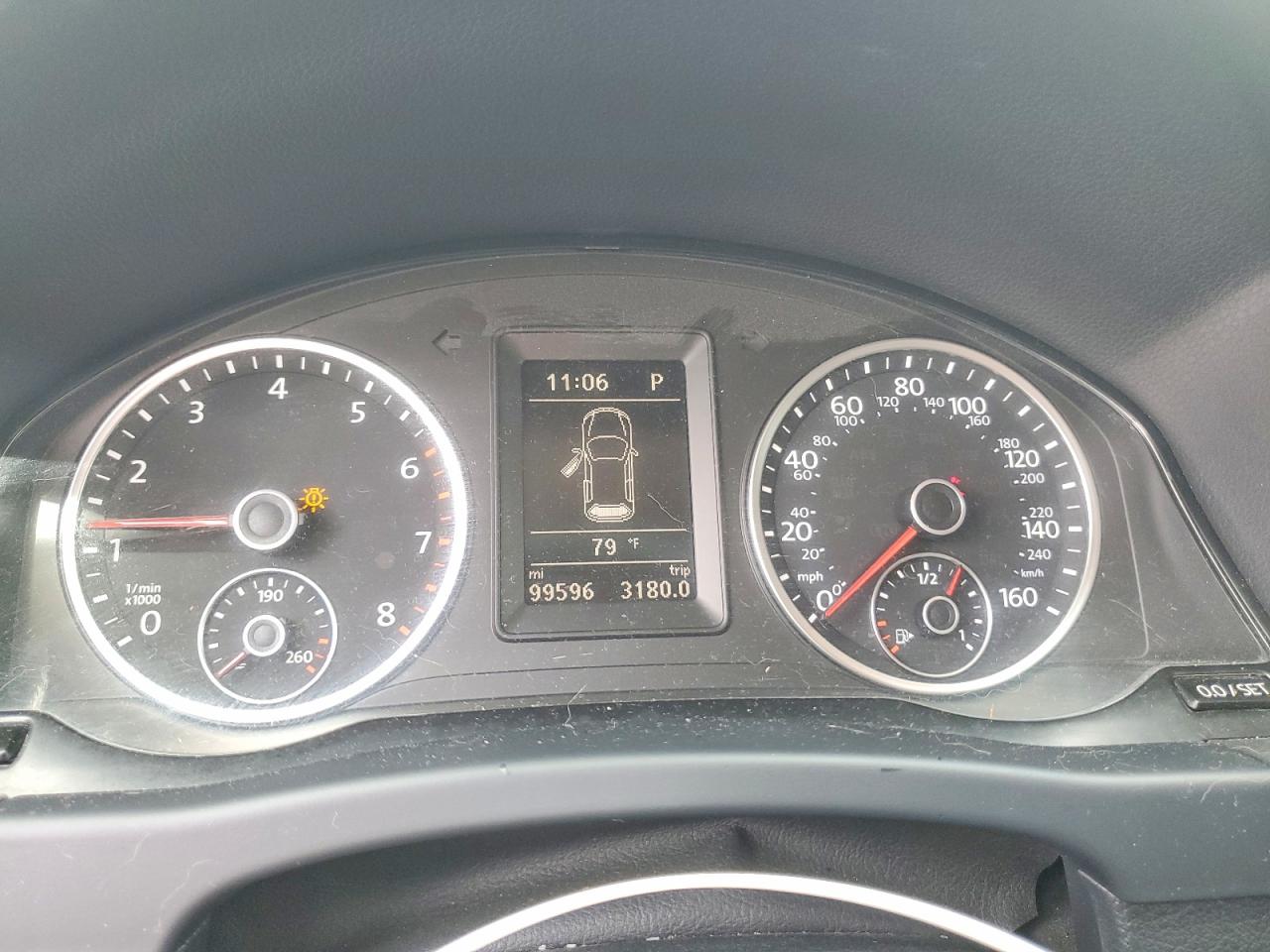 Volkswagen Tiguan S