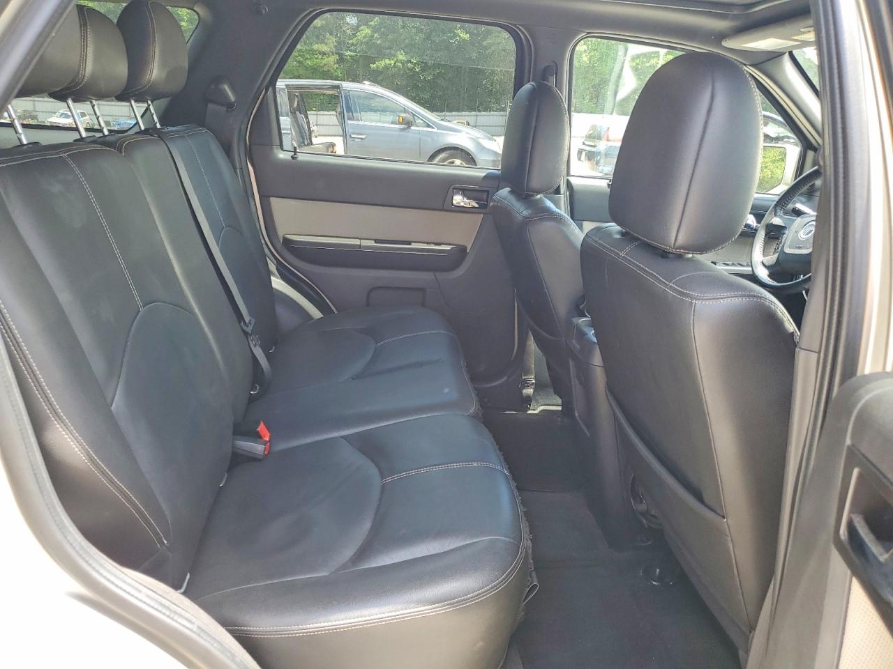 Mercury Mariner Premier
