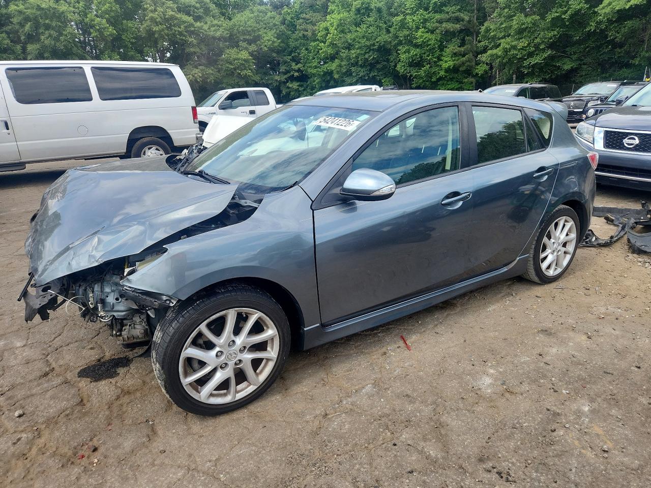 Salvage Mazda Mazda3 Image