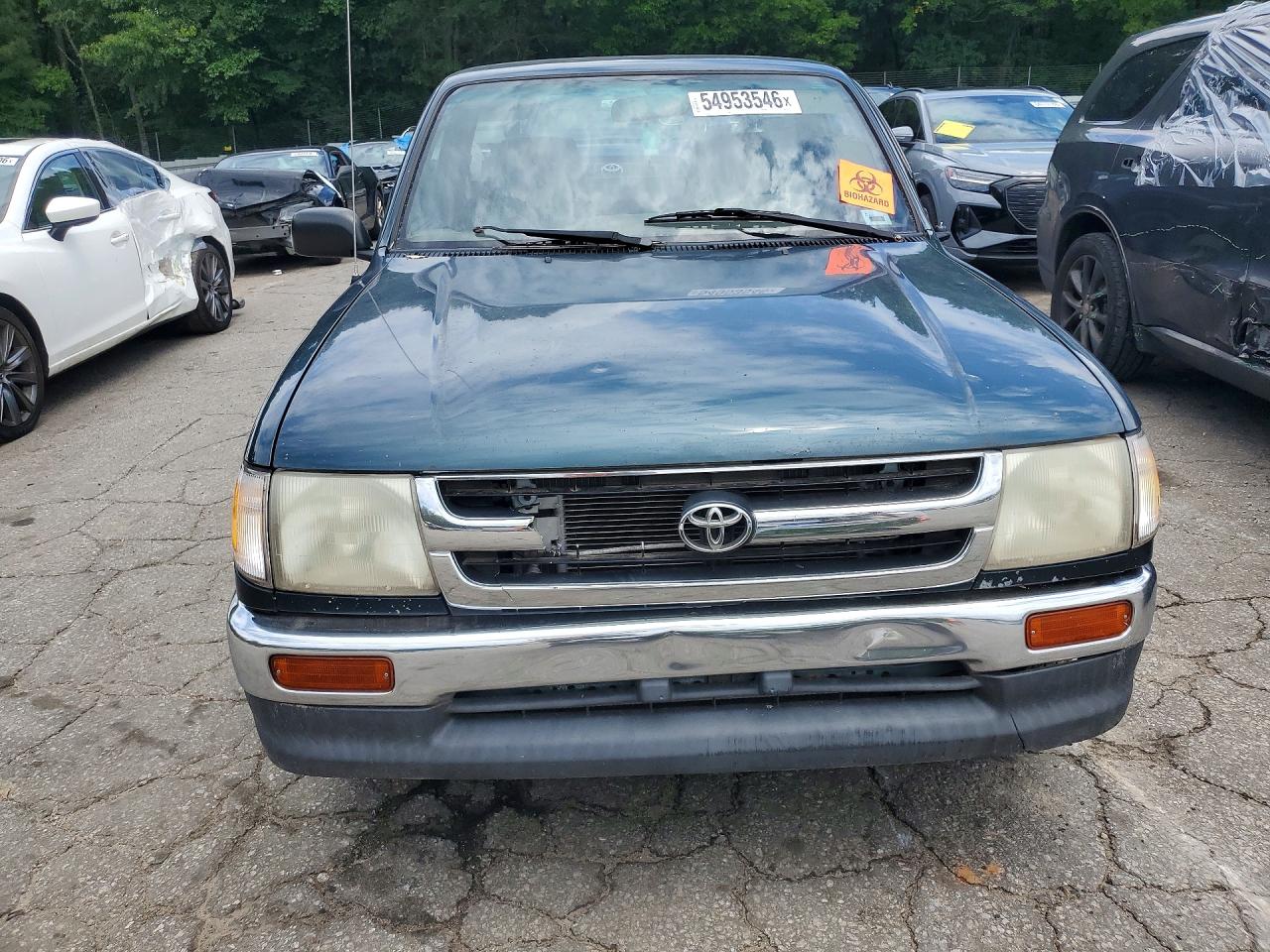 Toyota Tacoma Base