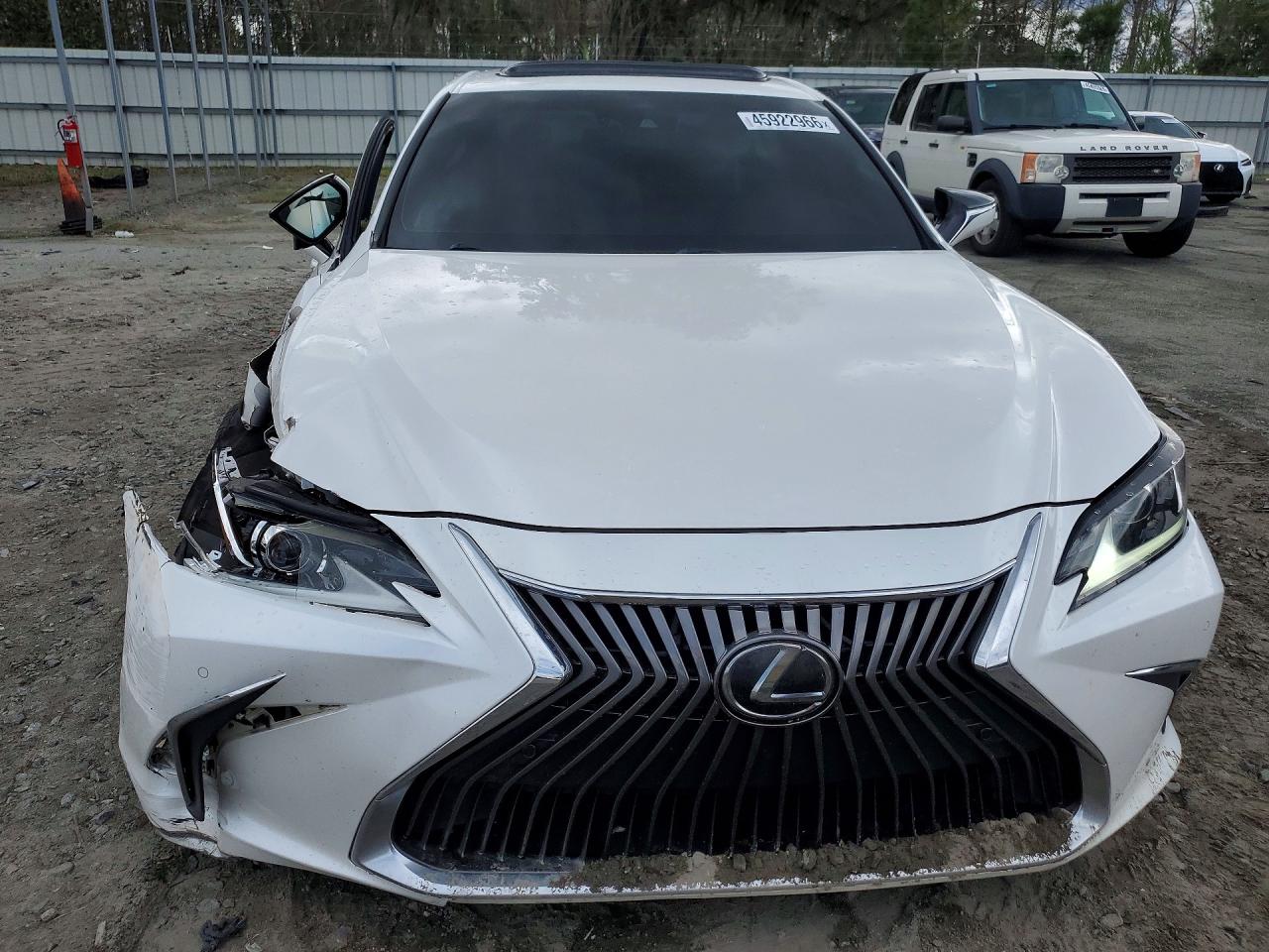 Lexus Es Base