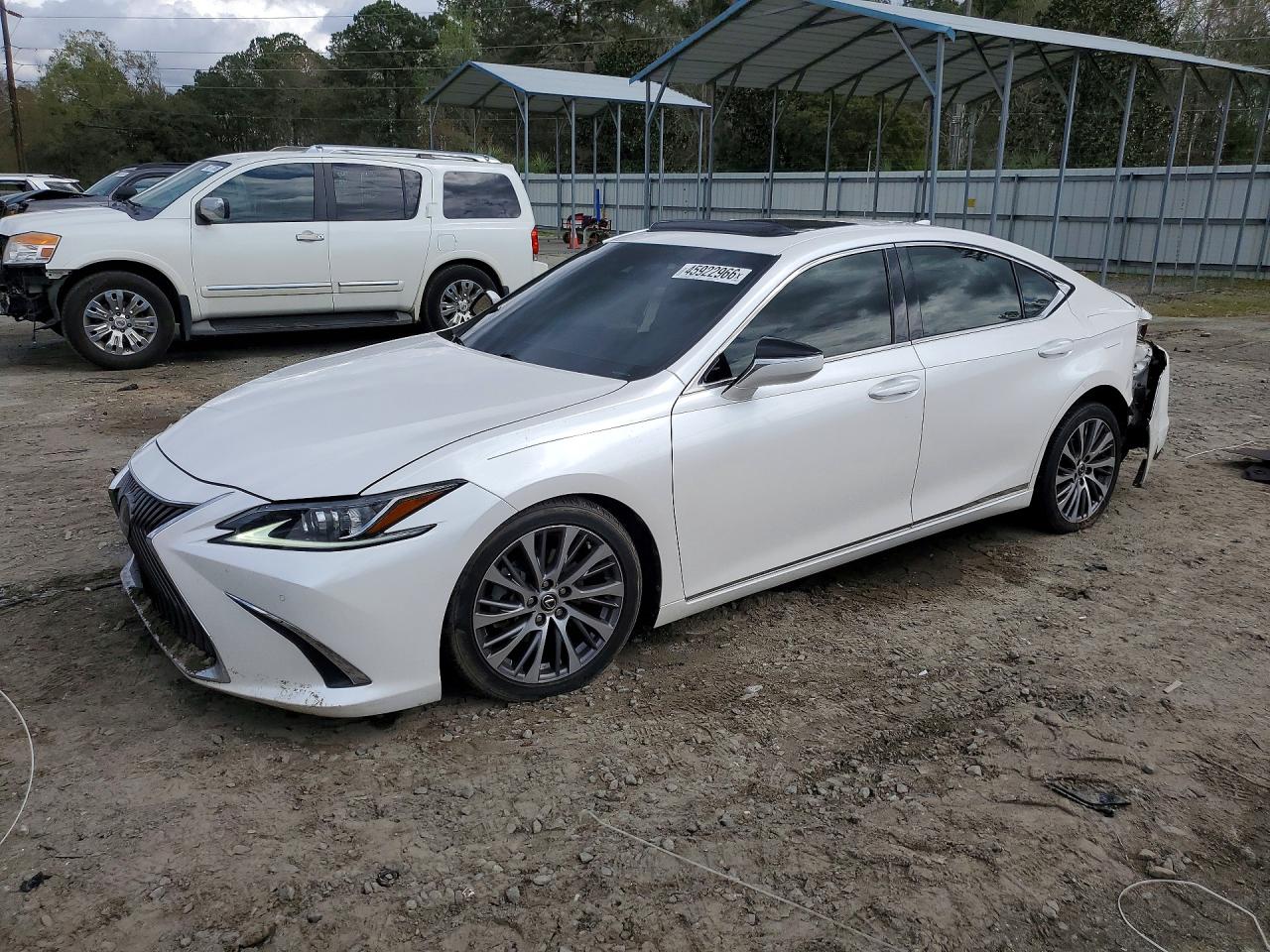 Salvage Lexus Es Image