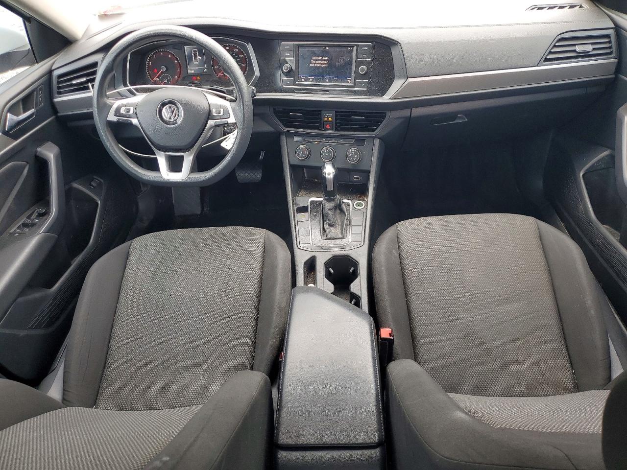 Volkswagen Jetta S