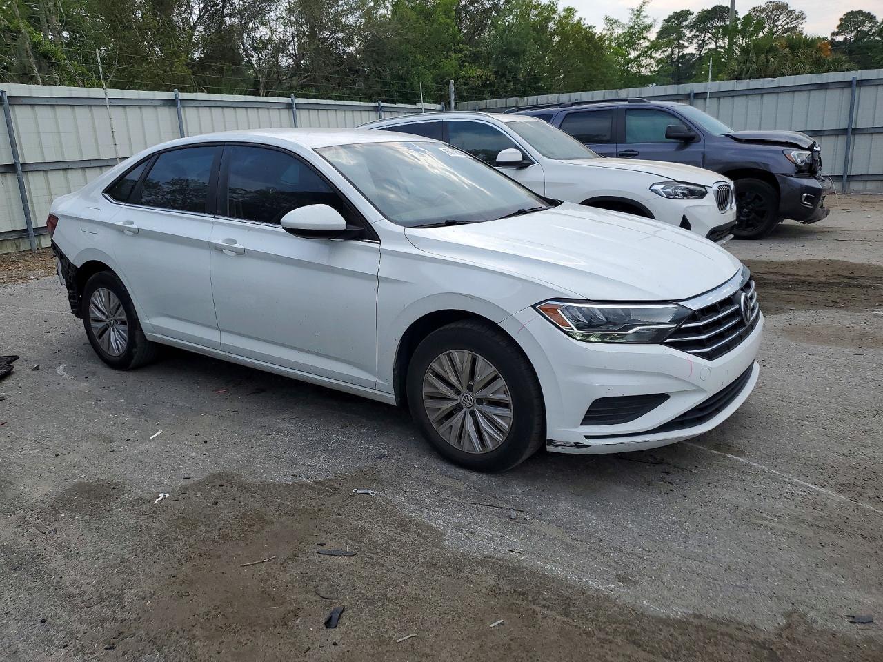 Volkswagen Jetta S