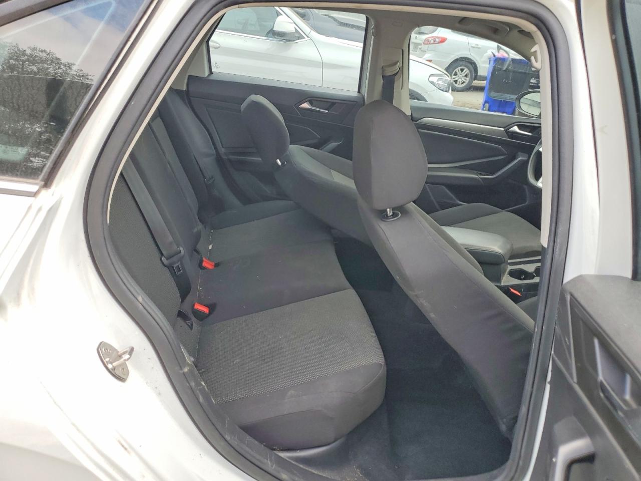 Volkswagen Jetta S