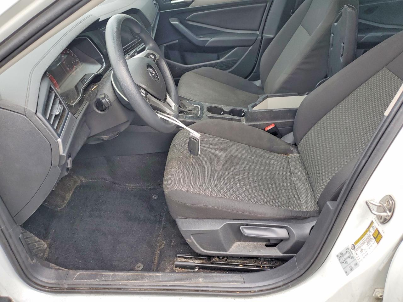 Volkswagen Jetta S