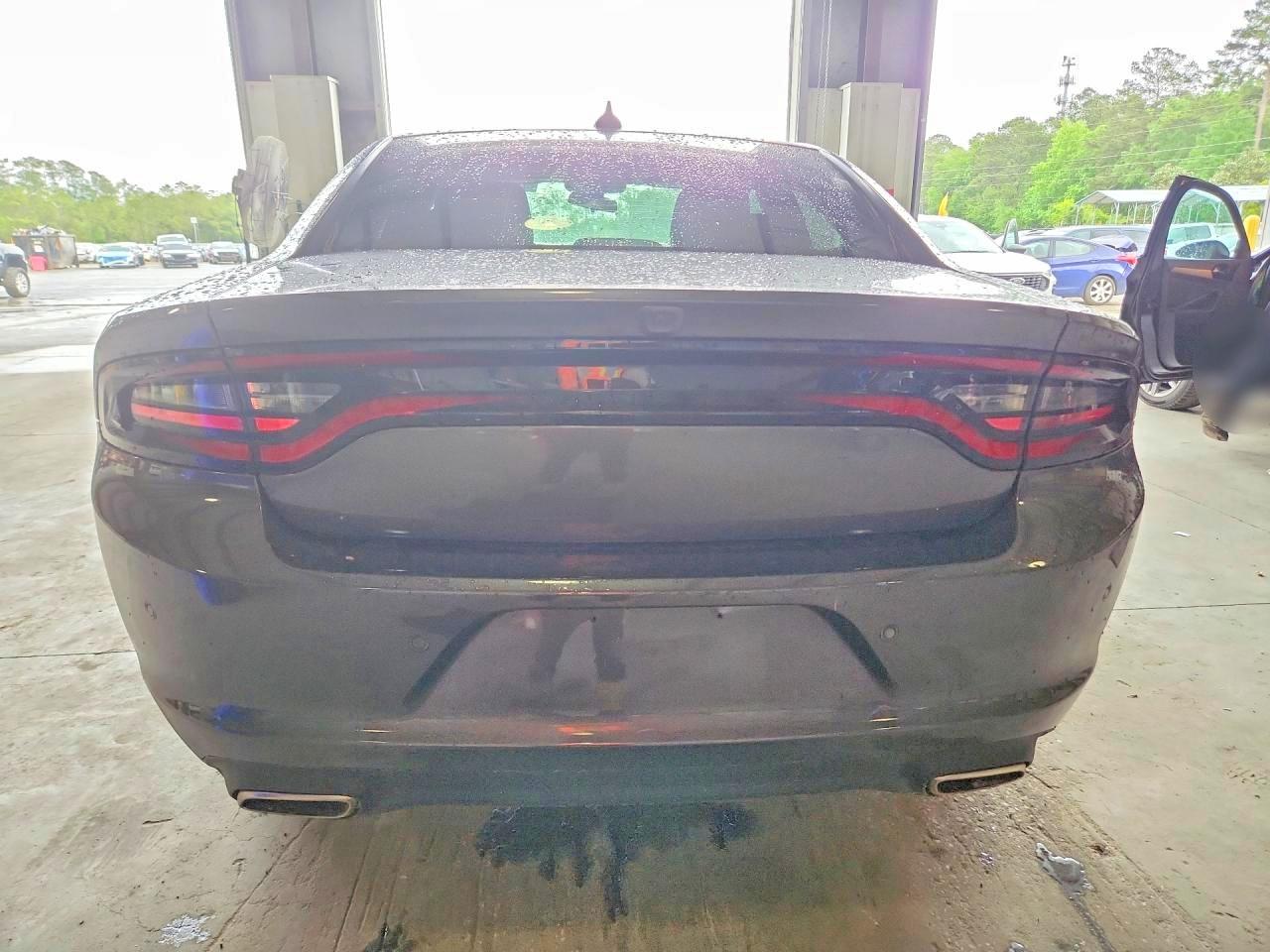 Dodge Charger Sxt