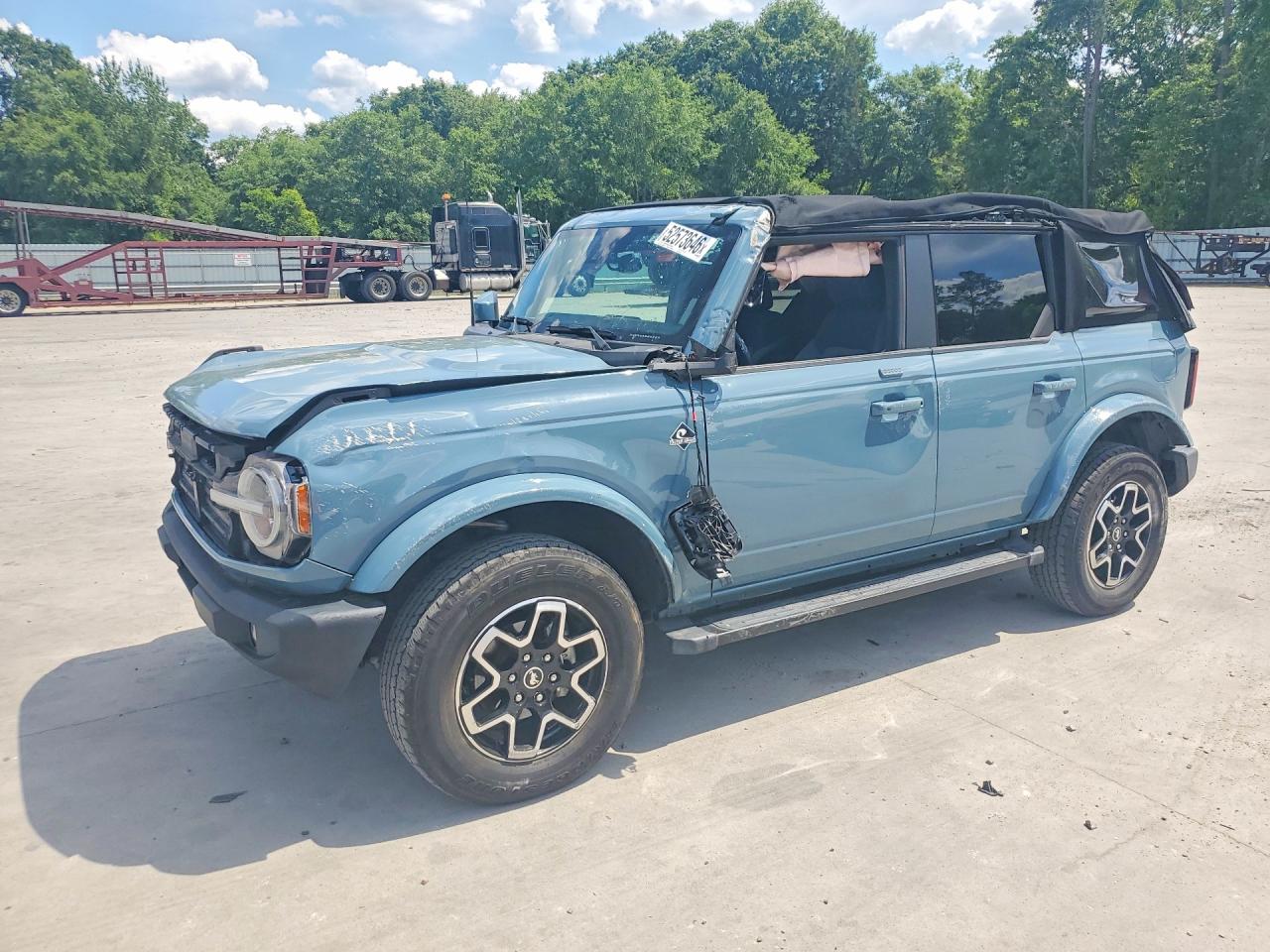 Salvage Ford Bronco Image