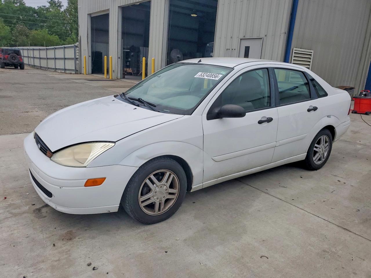 Salvage Ford Focus Image