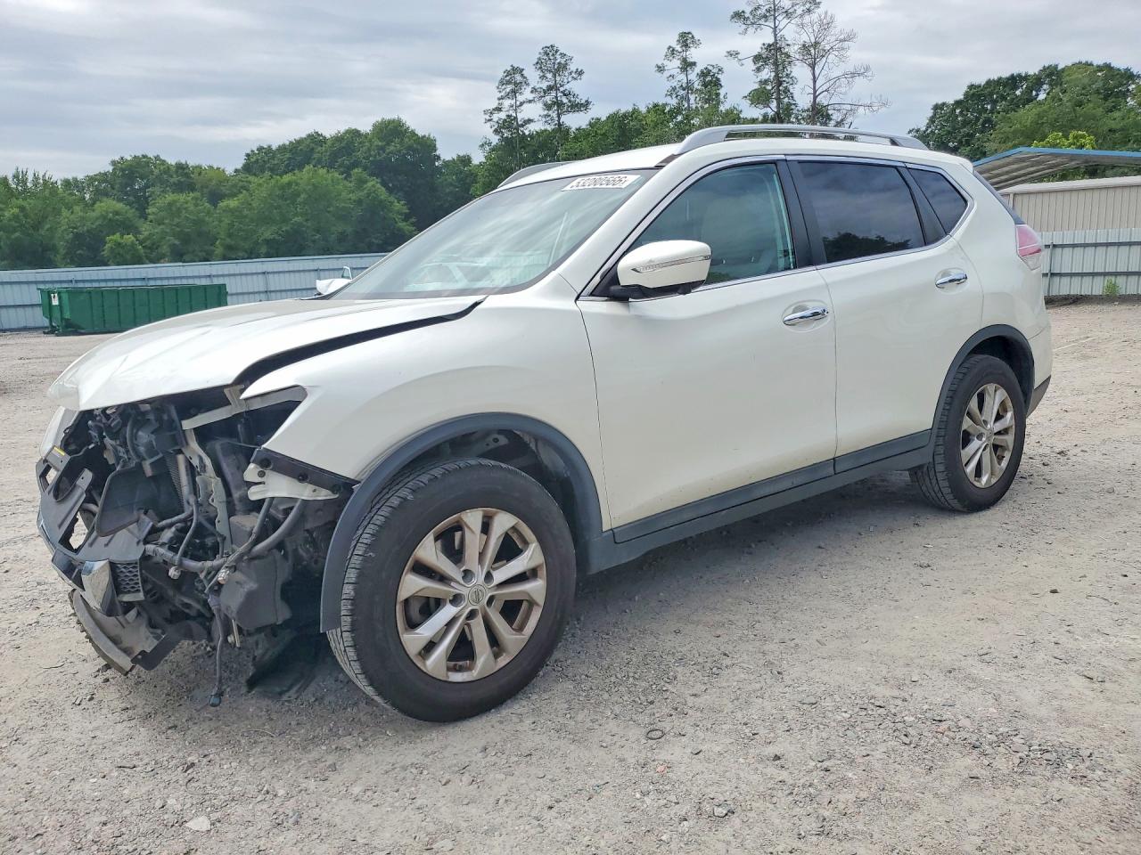Salvage Nissan Rogue Image