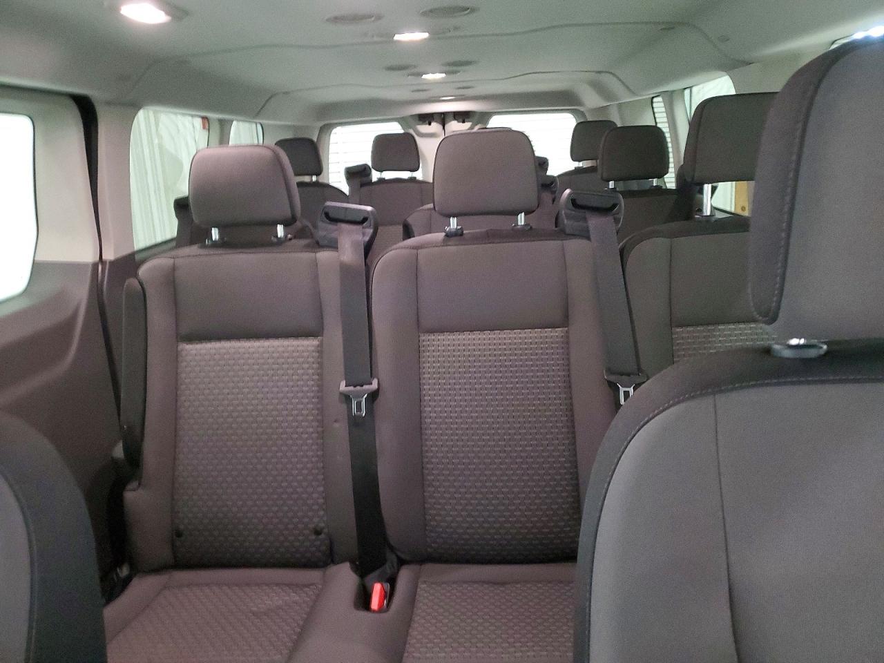 Ford Transit T-350