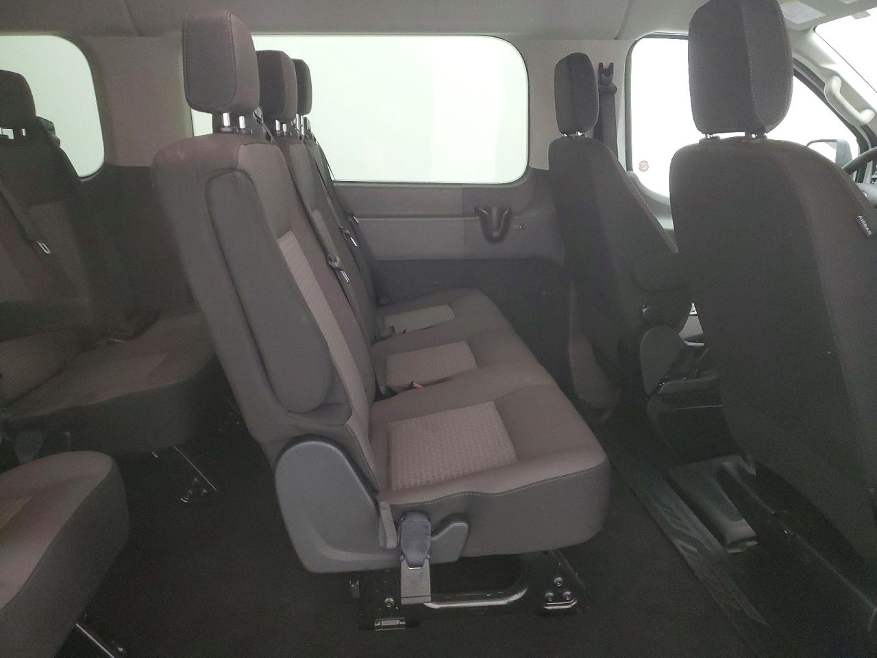 Ford Transit T-350