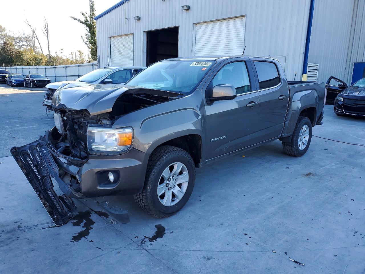 Salvage GMC Canyon Image