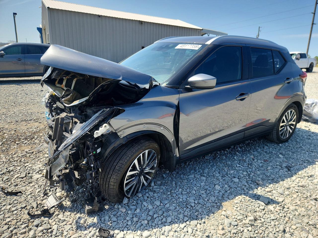 Salvage Nissan Kicks Image