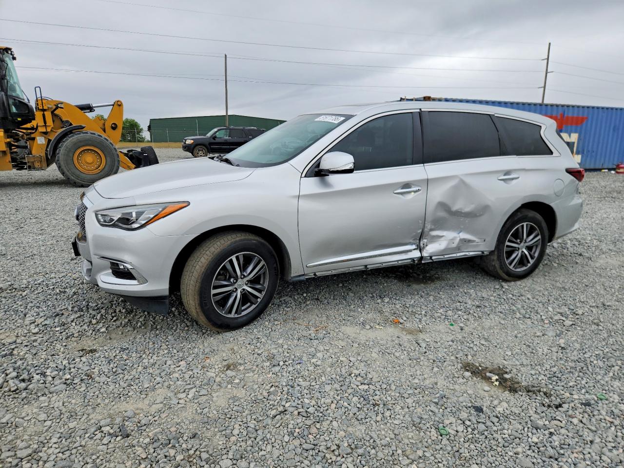 Salvage INFINITI Qx Image