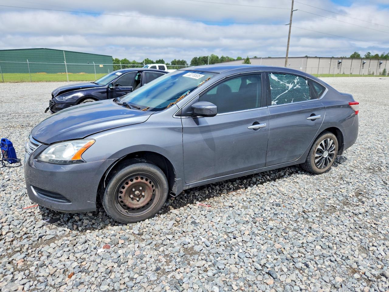 Salvage Nissan Sentra Image