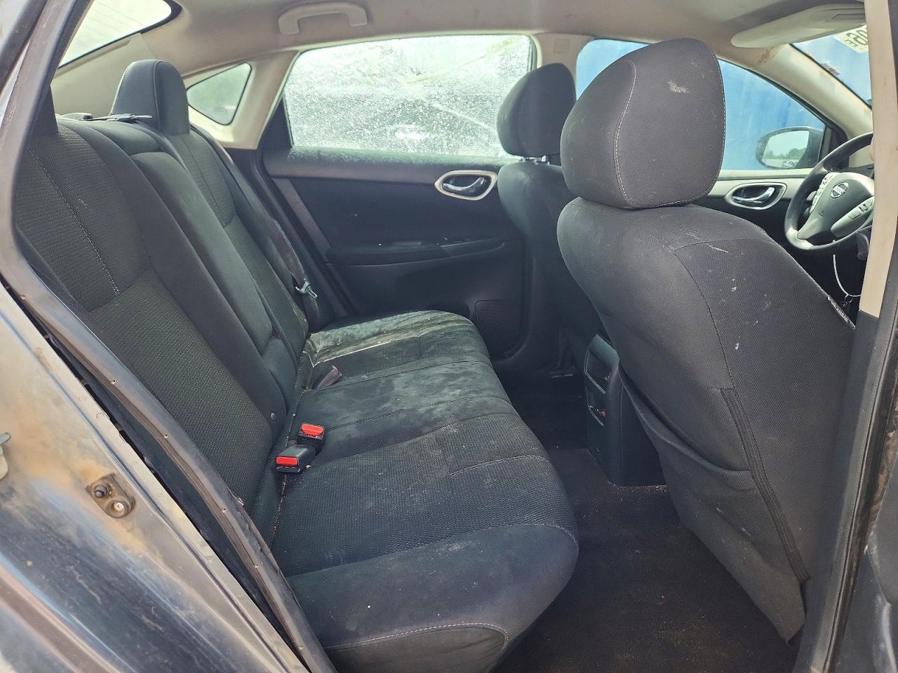 Nissan Sentra S