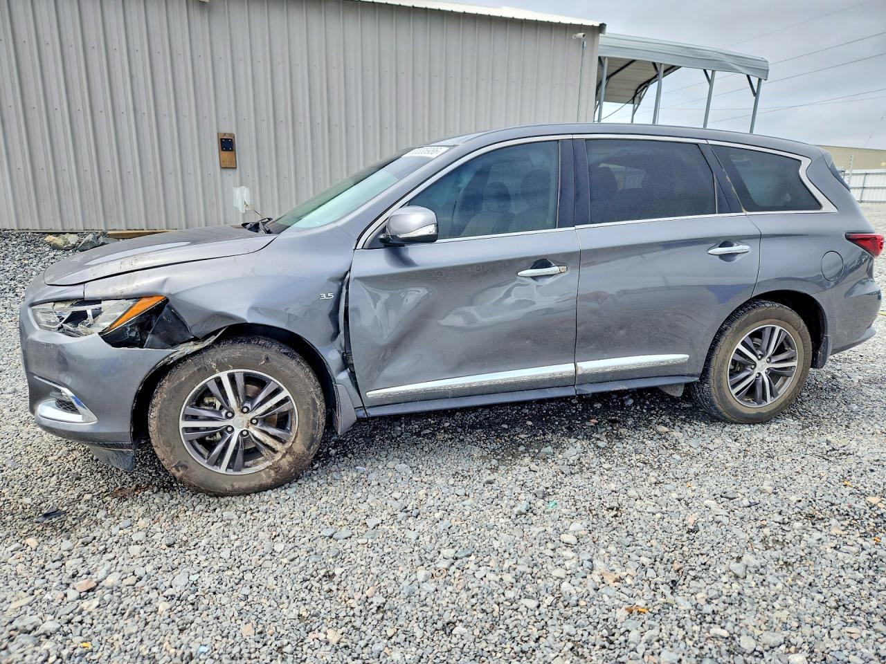 Salvage INFINITI Qx Image