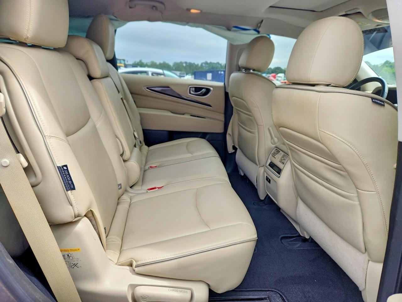 INFINITI Qx Pure