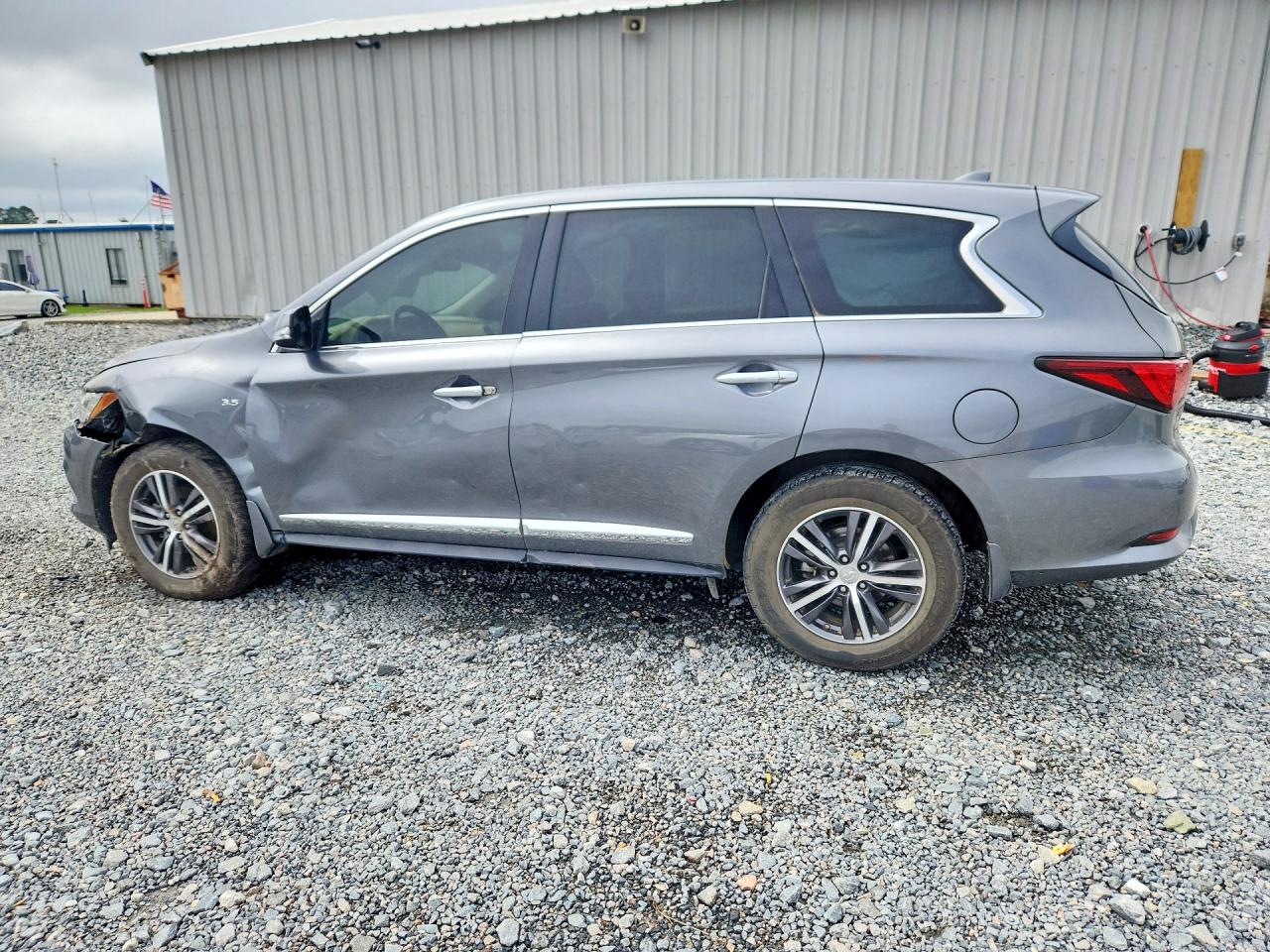 INFINITI Qx Pure