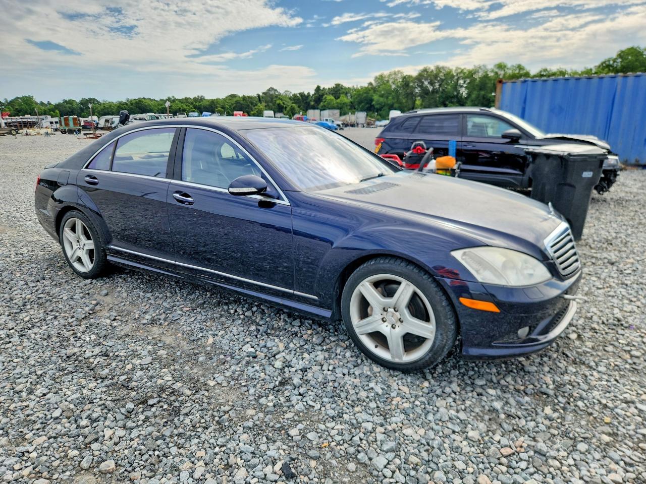 Mercedes-Benz S-Class 550