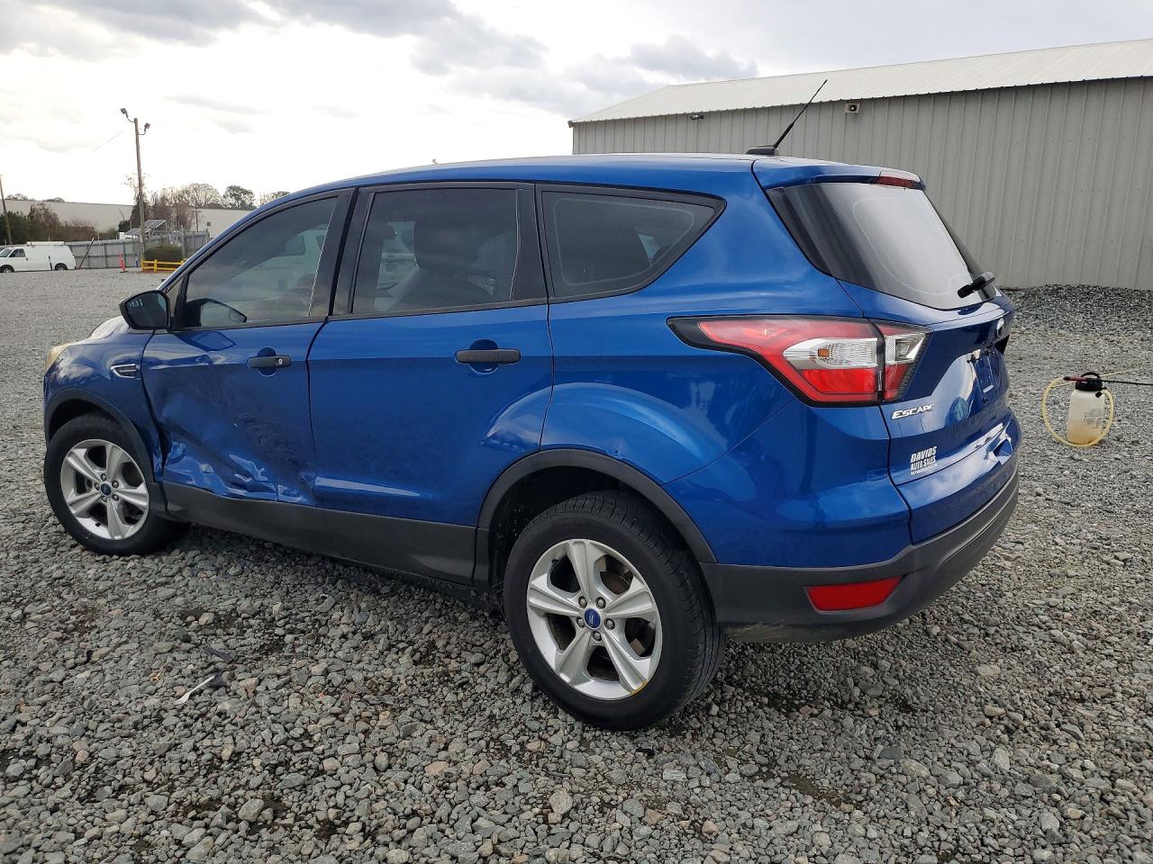 Ford Escape S
