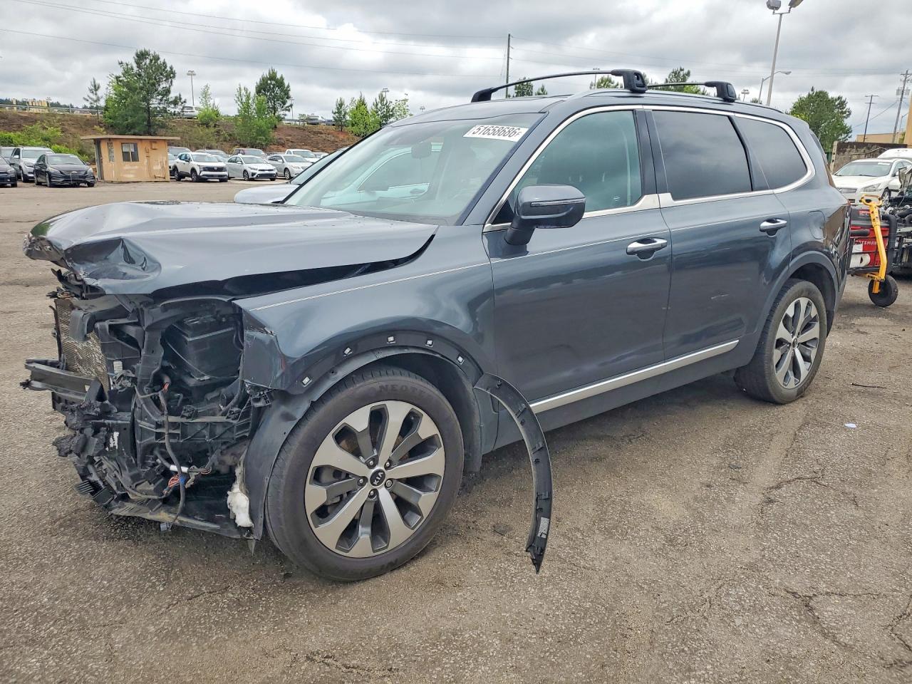 Salvage Kia Telluride Image