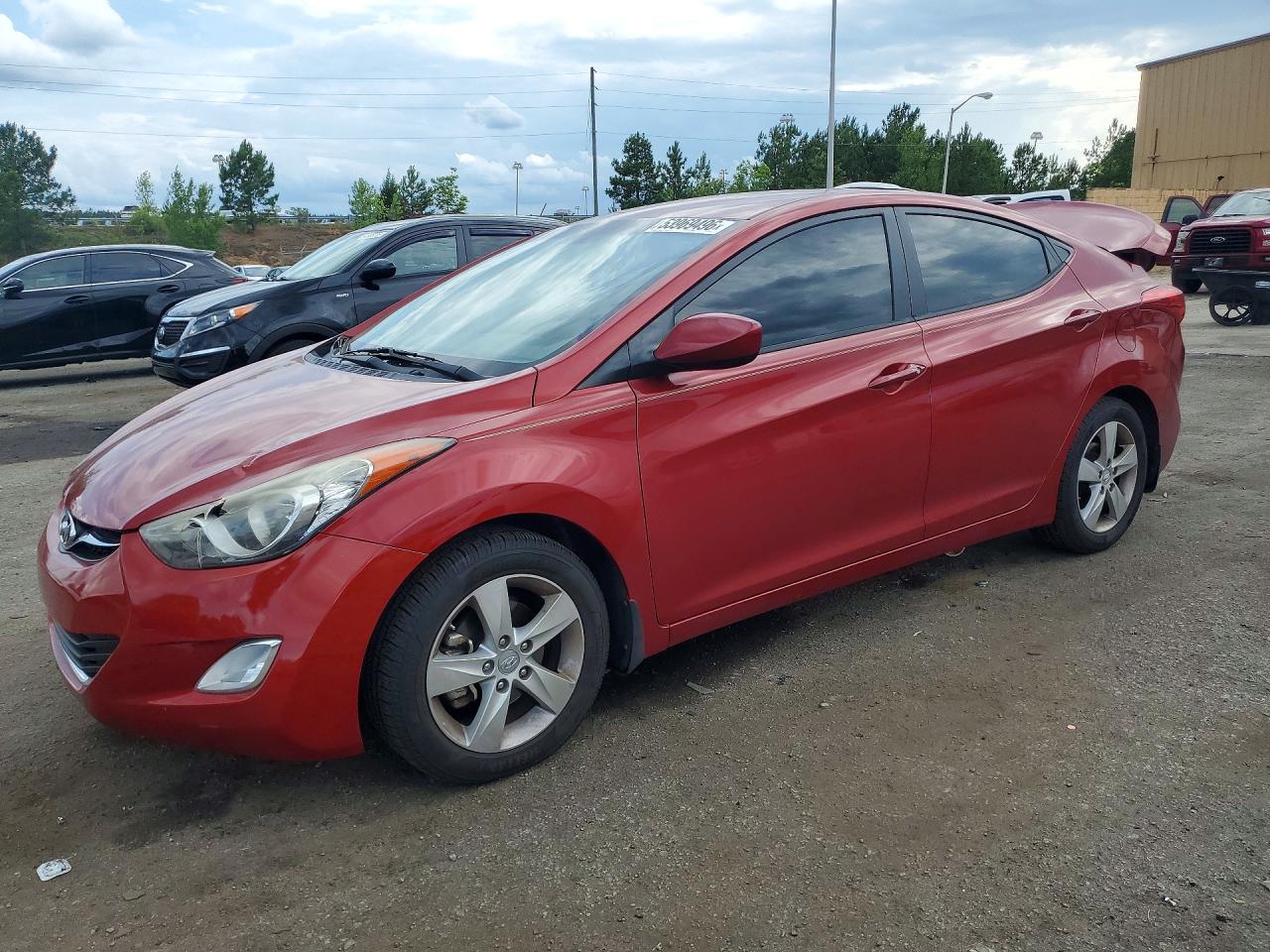 Salvage Hyundai ELANTRA Image
