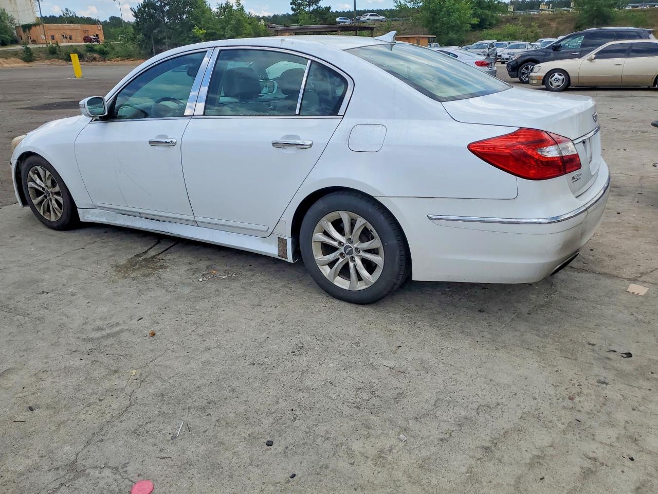 Hyundai Genesis 3.8l