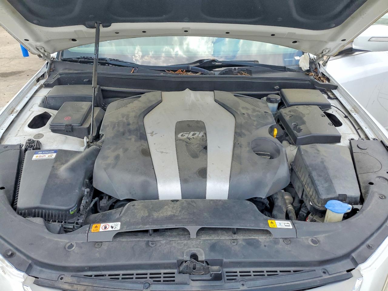Hyundai Genesis 3.8l