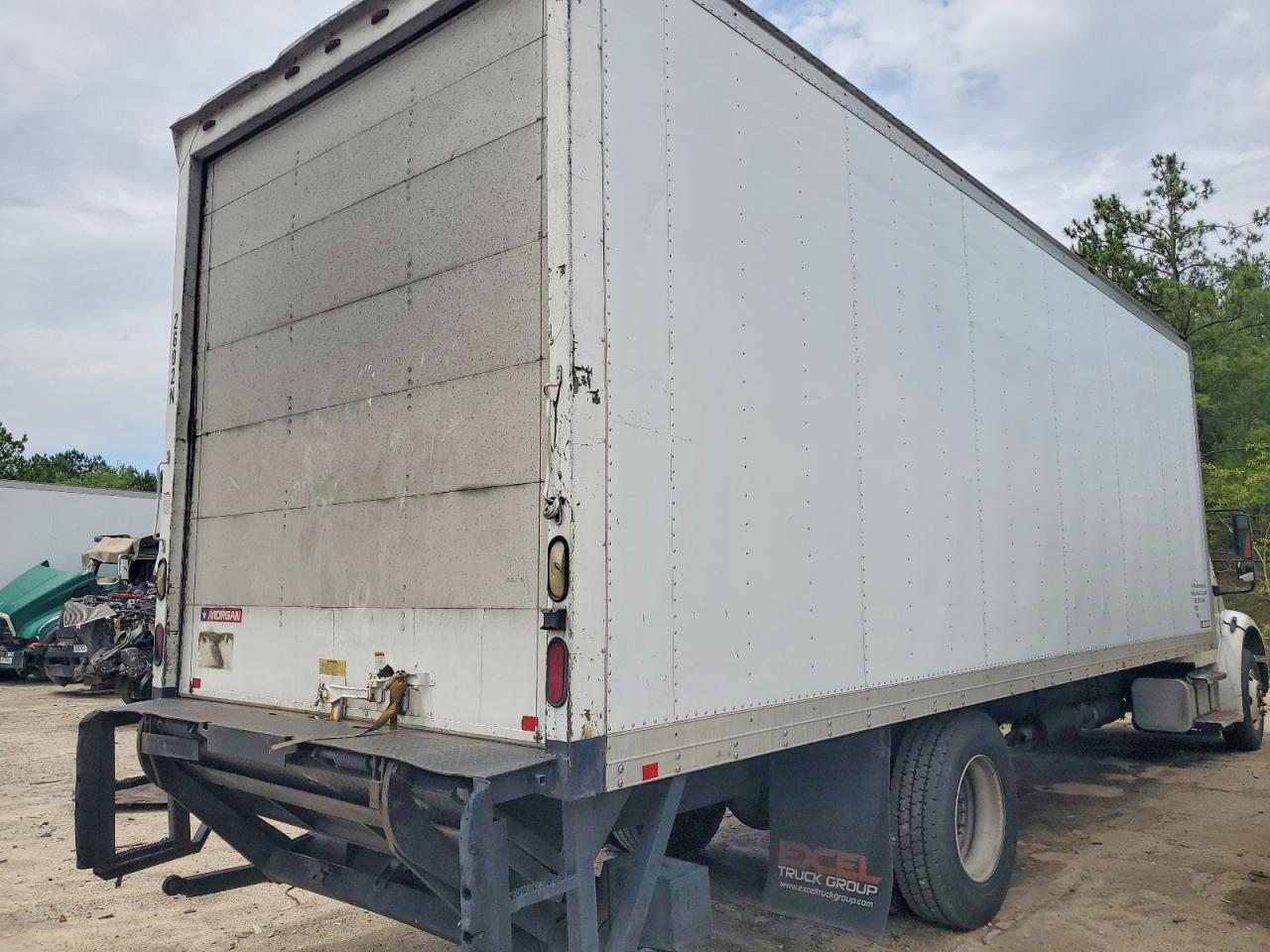 Freightliner M2 106 Medium Duty
