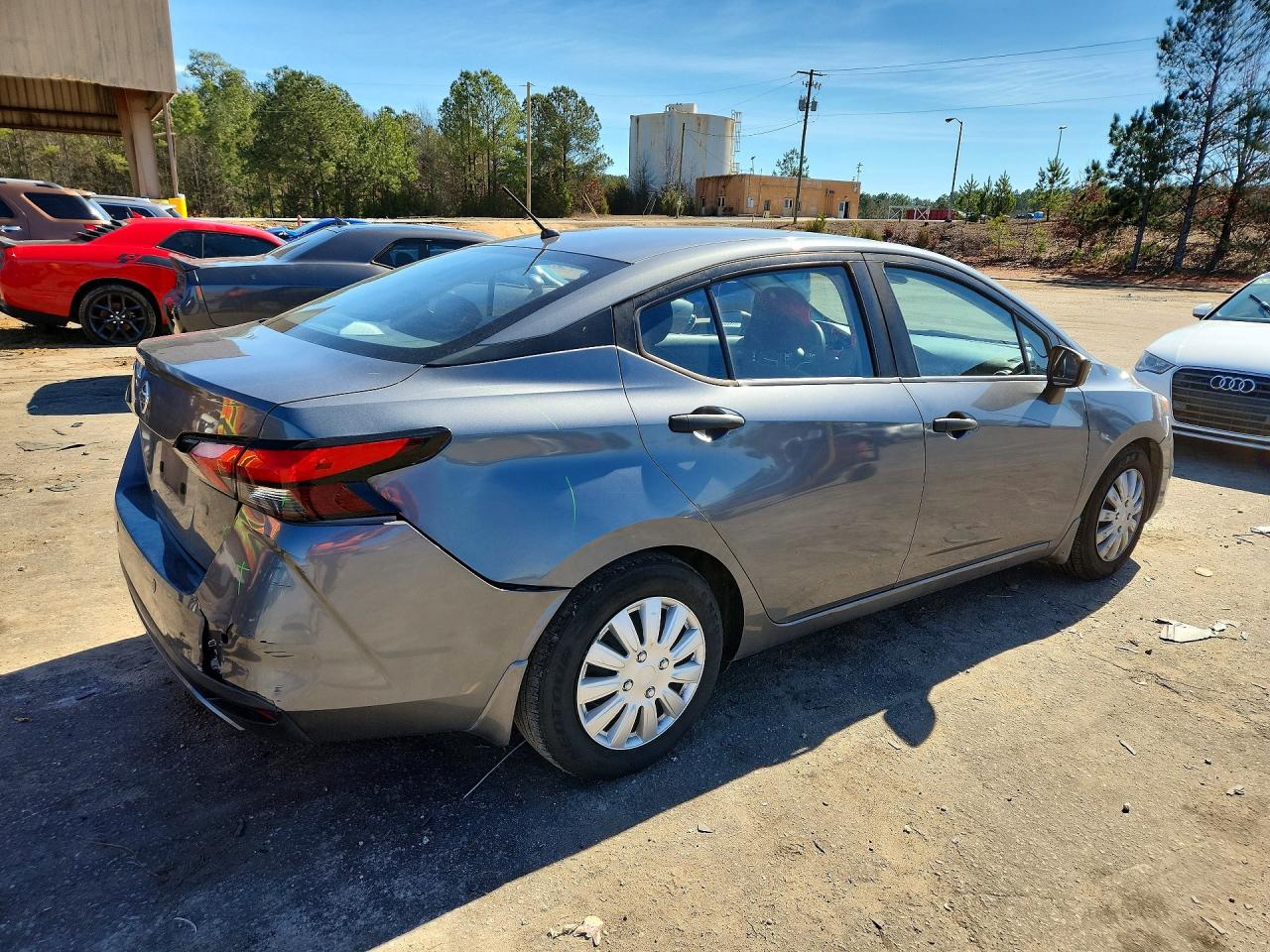 Nissan Versa S