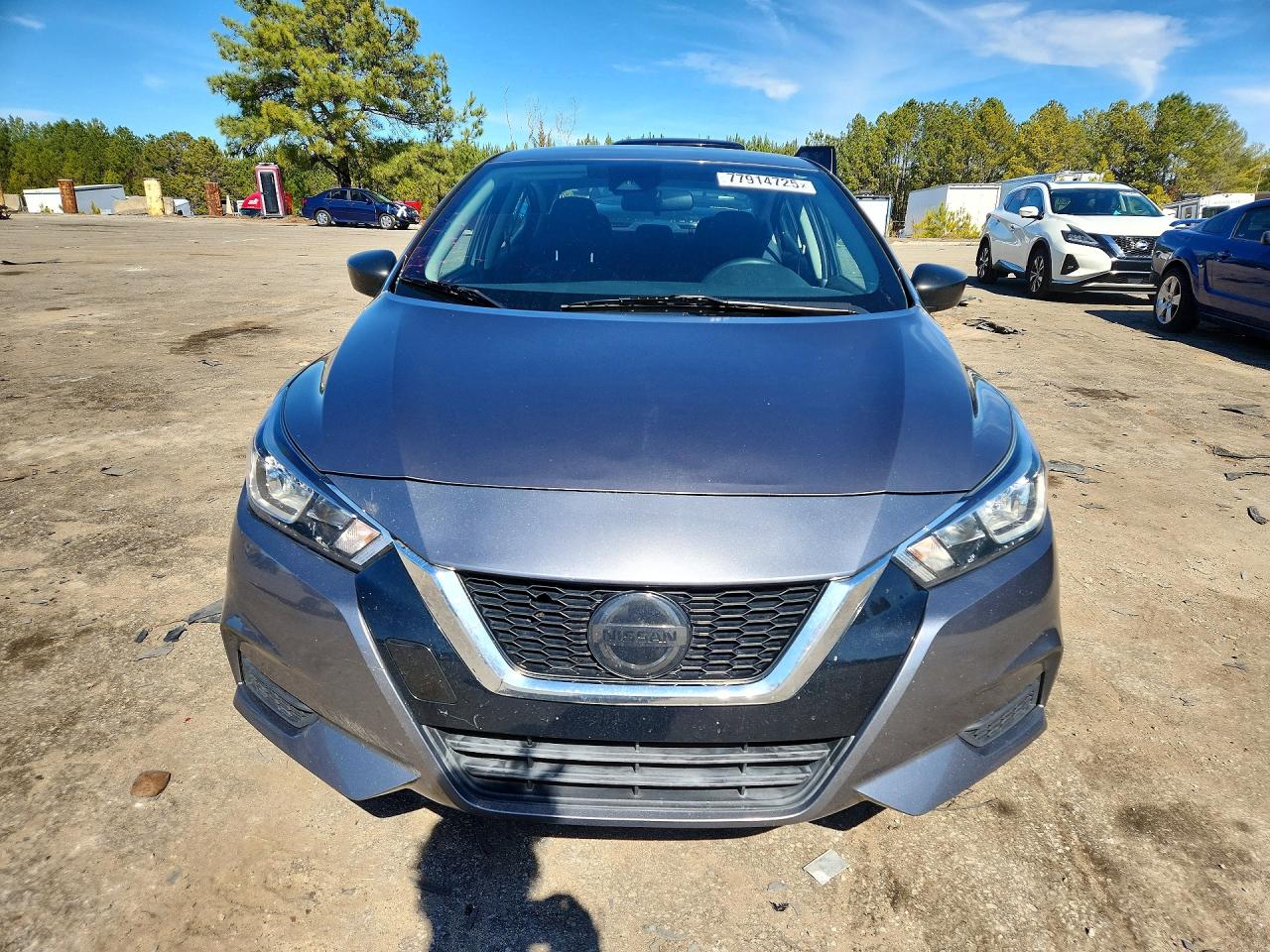 Nissan Versa S